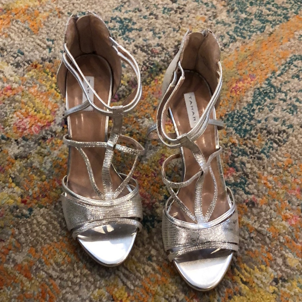 Tahari stilettos- perfect for holiday parties